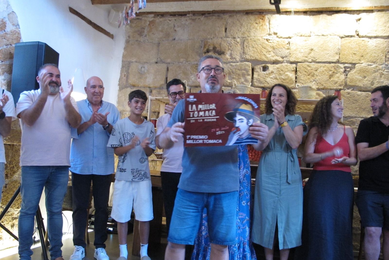La Marina Alta rinde culto al agricultor local eligiendo su mejor tomate