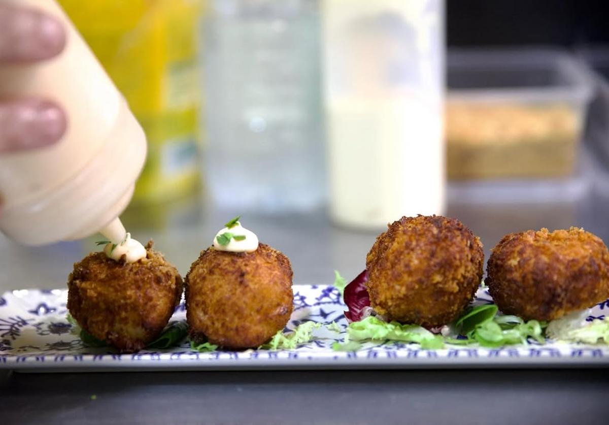 Croquetas del restaurante La Favorita de Alicante.