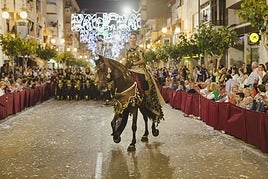 Desfile de fiestas en El Campello