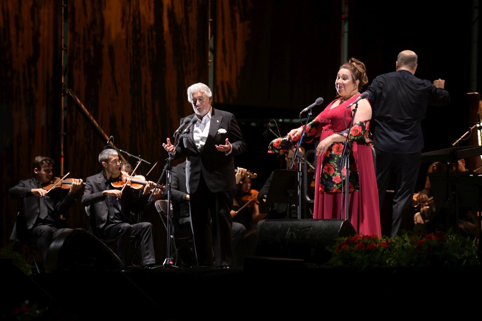 Plácido Domingo da el do de pecho en Alicante