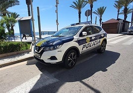 Imagen de archivo de una patrulla de la Policía Local de Torrevieja.