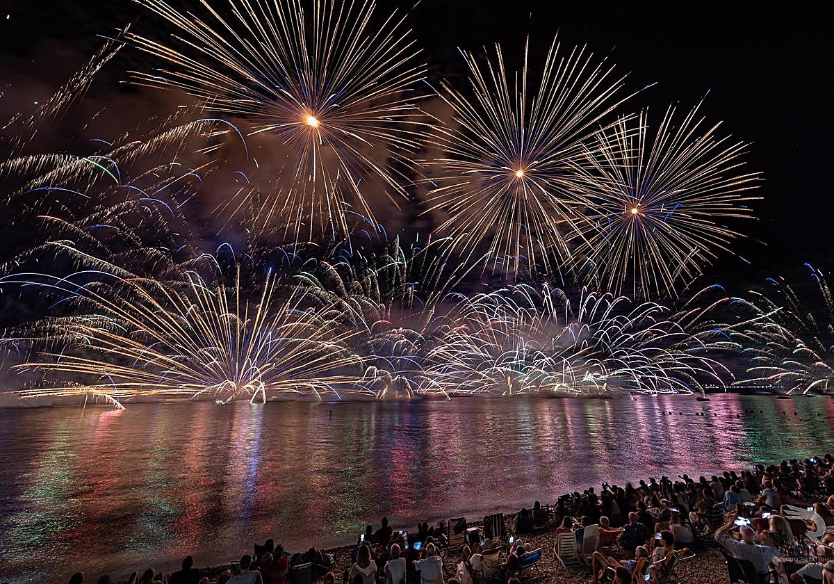 Imagen de archivo del disparo del Castell de l'Olla en Altea