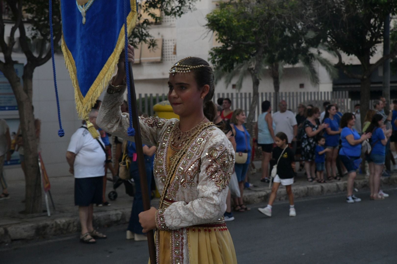 Los Moros y Cristianos invaden Altozano