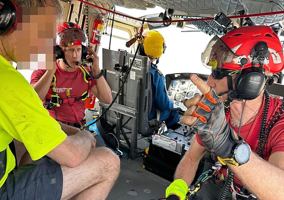 Imagen de archivo de un rescate en helicóptero en Alicante.