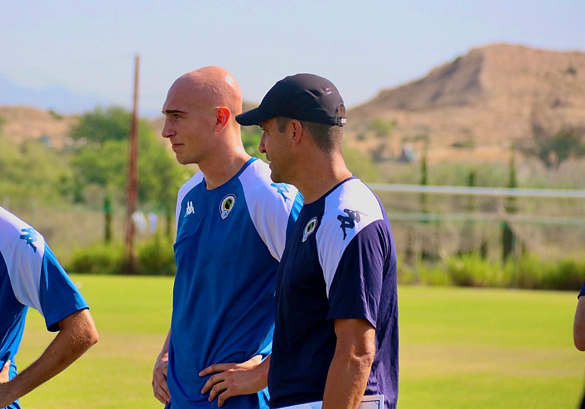 Javi Rentero y Torrecilla, durante un entrenamiento en Fontcalent.