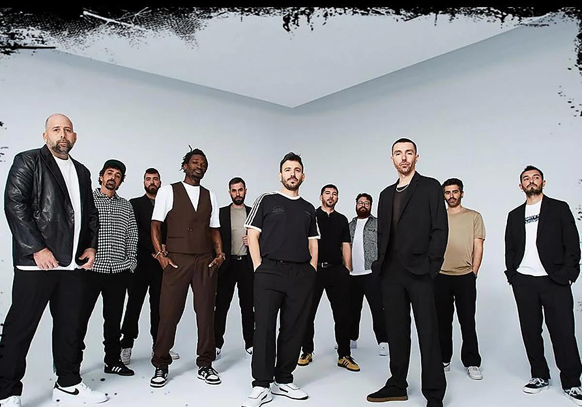 Integrantes del grupo La Raíz