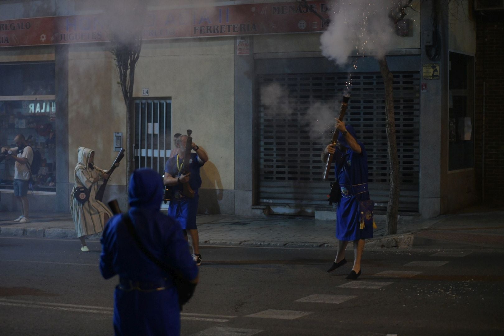 La Embajadada Mora hace vibrar Altozano al ritmo de las marchas