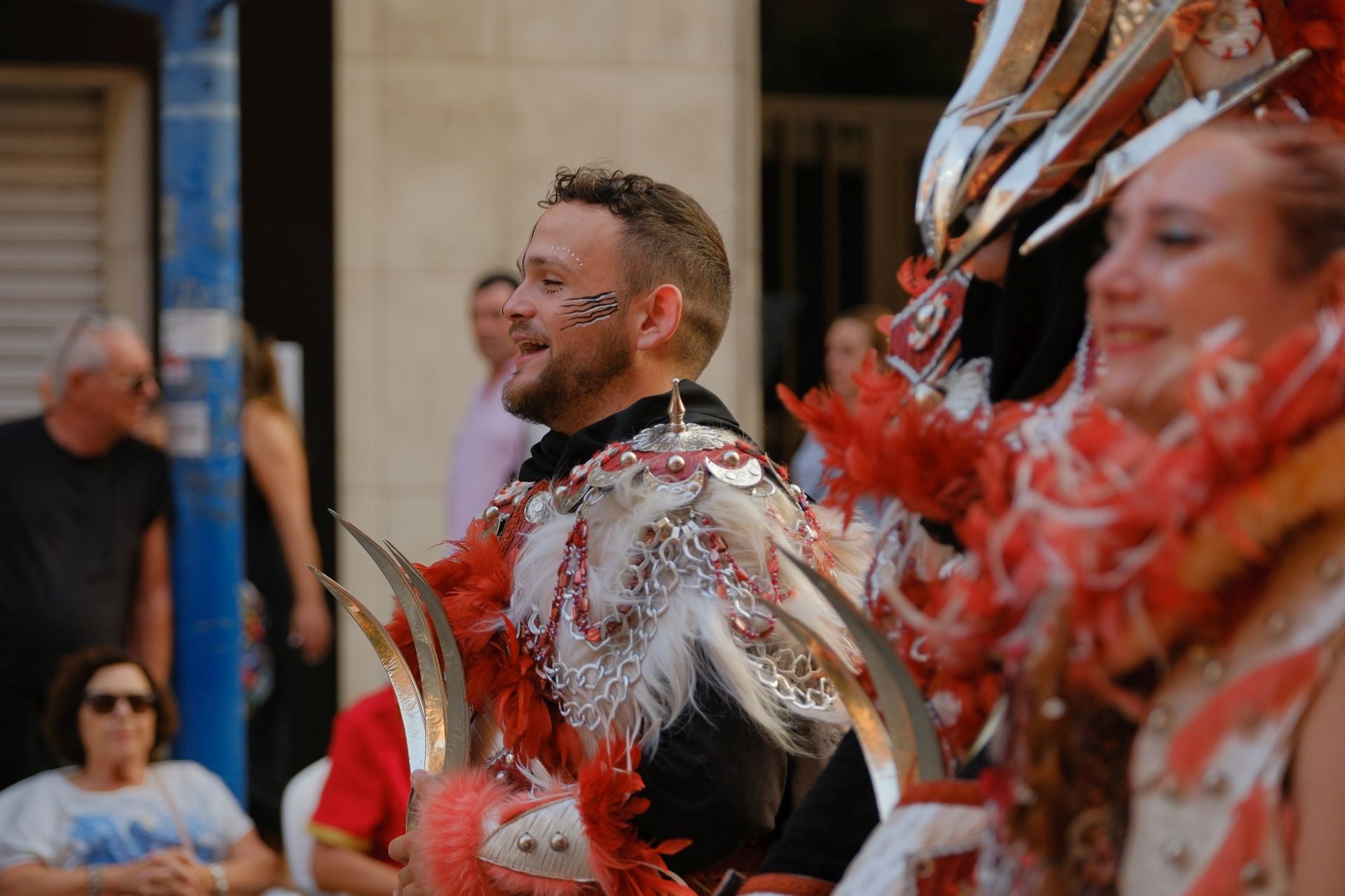 La Entrada Mora de Altozano llena de color el barrio