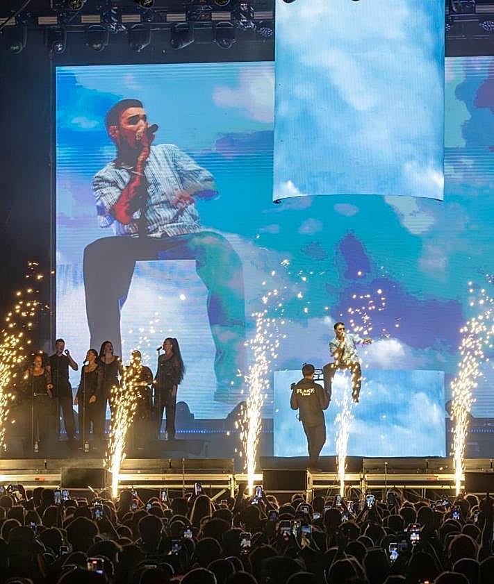 Imagen secundaria 2 - Con un balance que supera los 30.000 asistentes, Brilla Torrevieja 2025 ha confirmado su condición de festival de referencia en el panorama nacional.