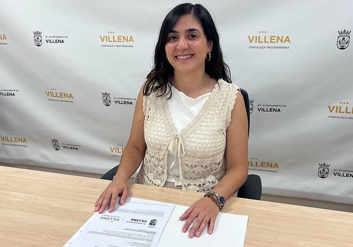 La edil de Servicios Sociales, durante la presentación de las ayudas a entidades socio-sanitarias en Villena.