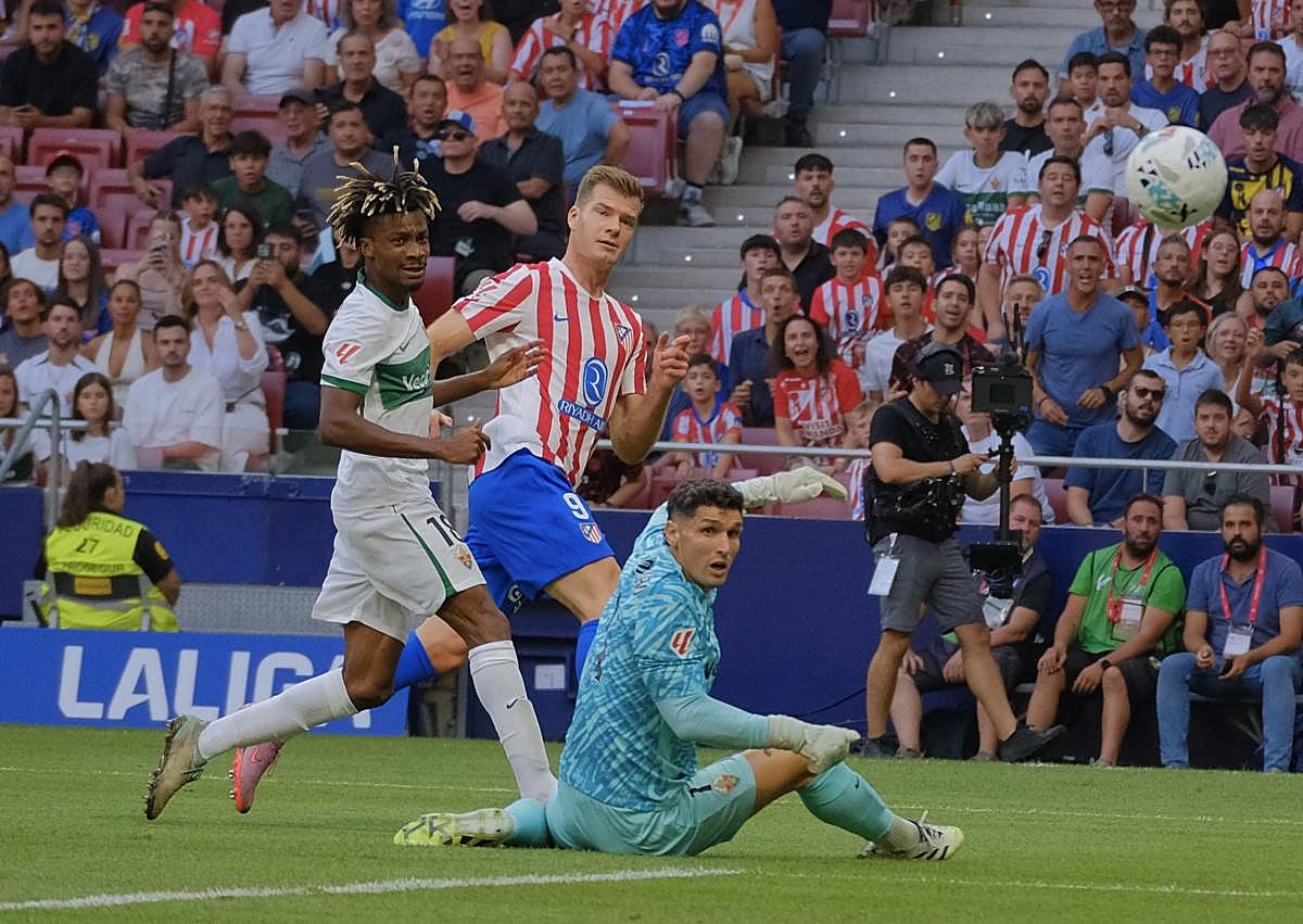 Imagen secundaria 1 - Jugadas del partido. 