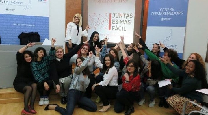 Escuela de Talento Femenino.