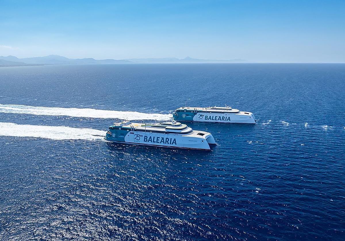 Baleària cuenta con más de 25 años de historia en el transporte marítimo de pasajeros, vehículos y mercancías.