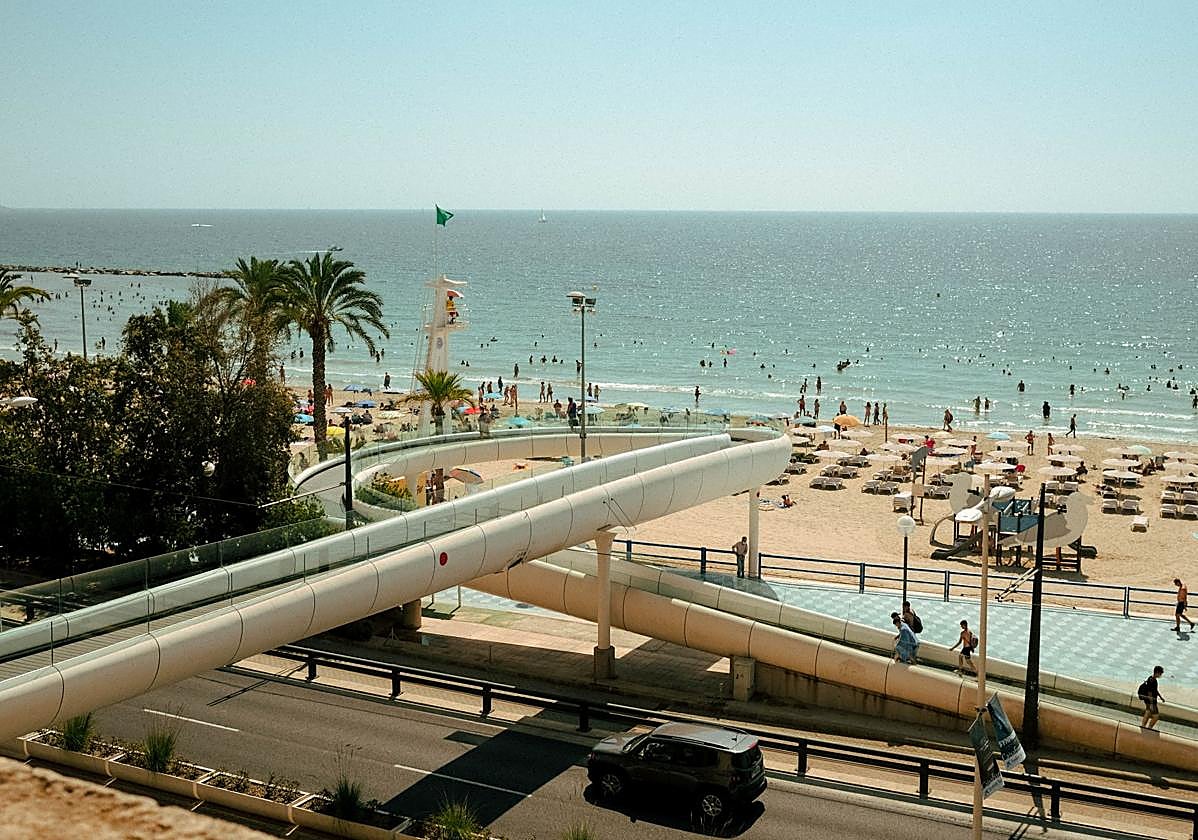 Playa del Postiguet de Alicante.