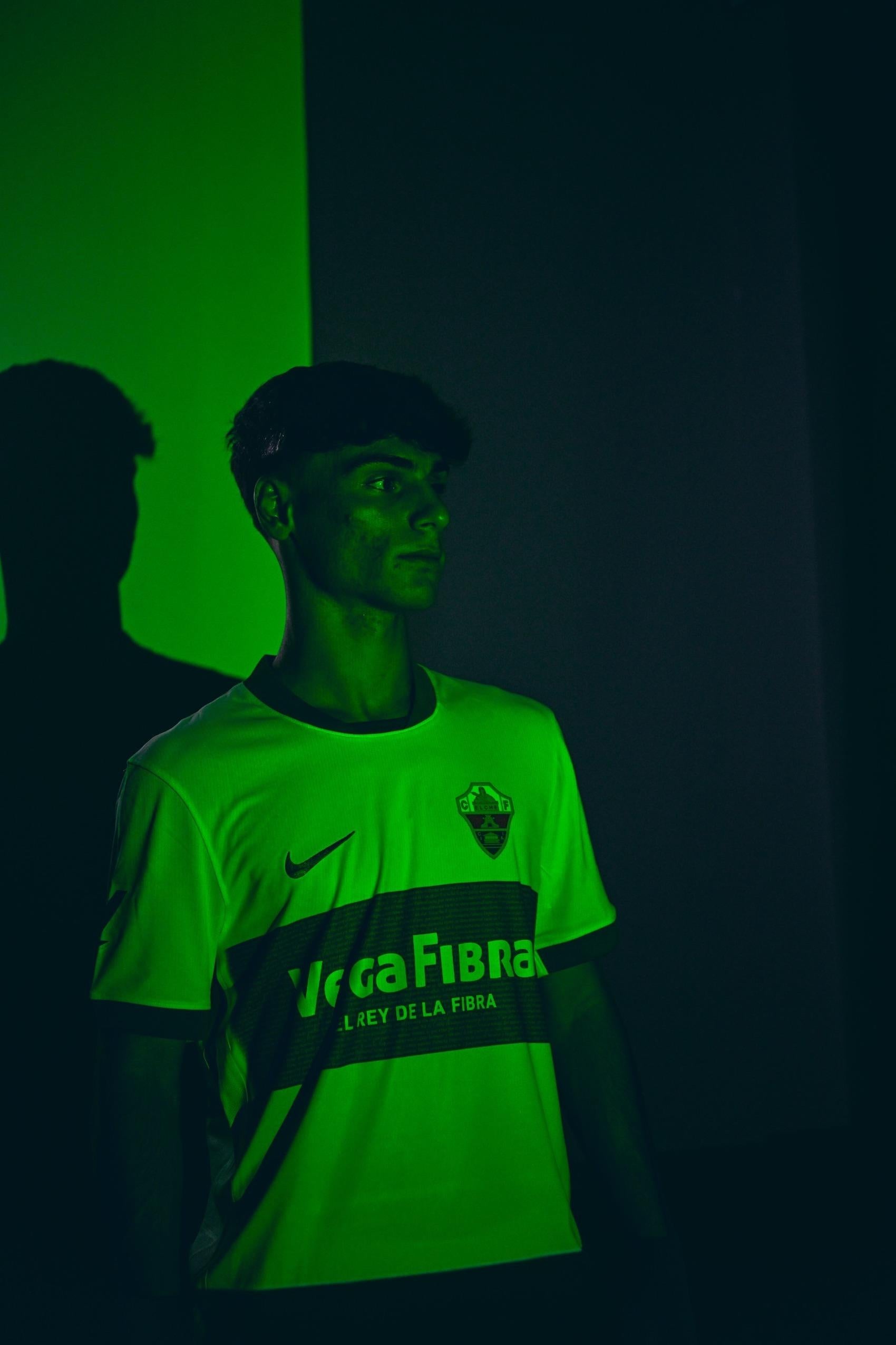 Rodrigo Mendoza, en el acto de su renovación con el Elche.