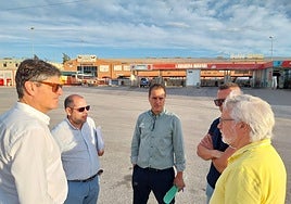 Marcos Zaragoza visita la zona de las obras del Torres