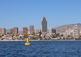Horizonte urbano de Benidorm.