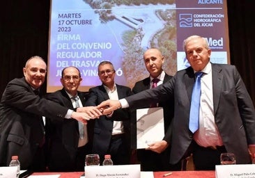 Los regantes del Júcar-Vinalopó exigen al Consell y al Gobierno que salgan en defensa del trasvase