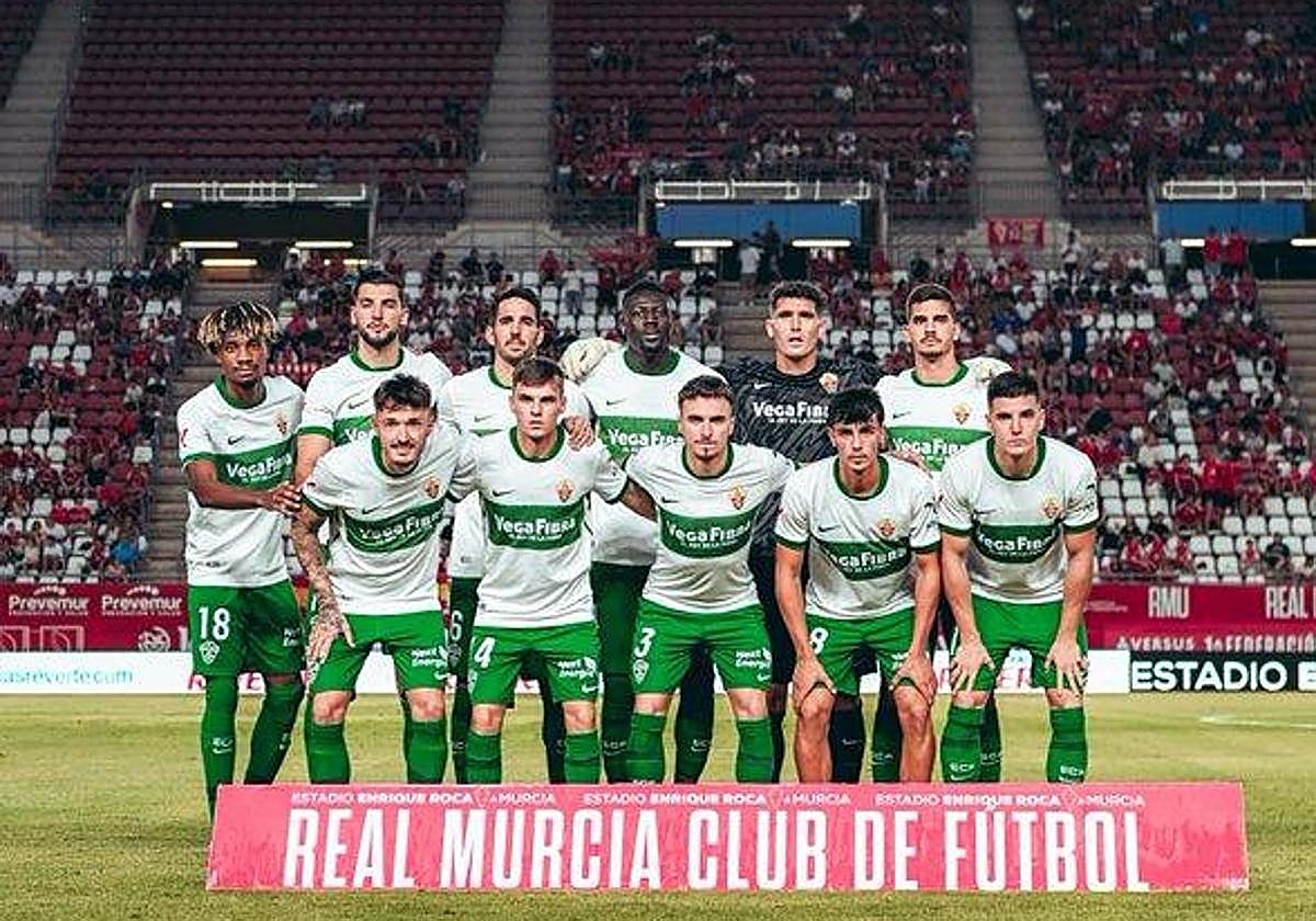 Imagen del once inicial por parte de Eder Sarabia.