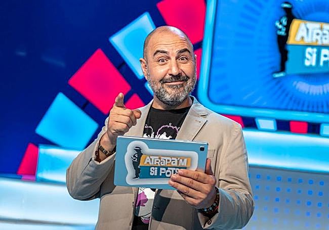 Óscar Tramoyeres presentador de Atrapa'm si pots