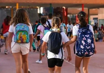 El curso escolar arranca en Alicante con 760 alumnos menos debido a la caída de la natalidad
