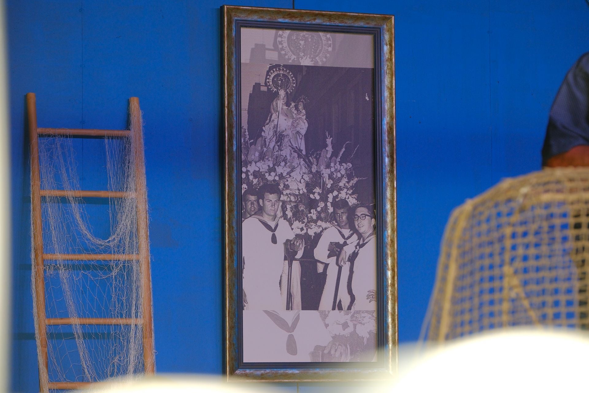 El pregón y el engalanado de calles marcan el inicio de las fiestas del Raval Roig