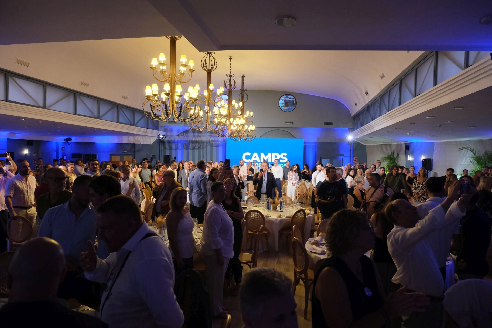 ¿Quién estuvo en el acto de Camps en Alicante?