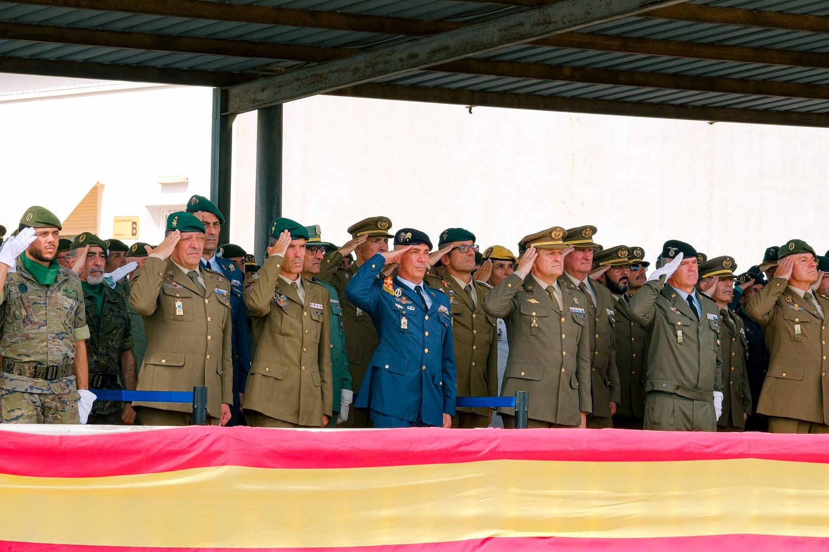 La toma de mando del nuevo líder del MOE, en imágenes