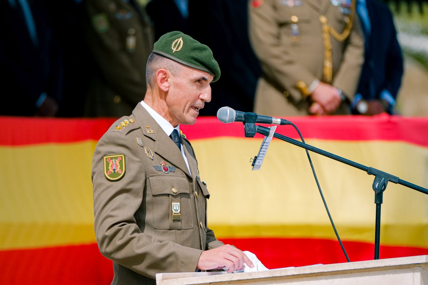 La toma de mando del nuevo líder del MOE, en imágenes