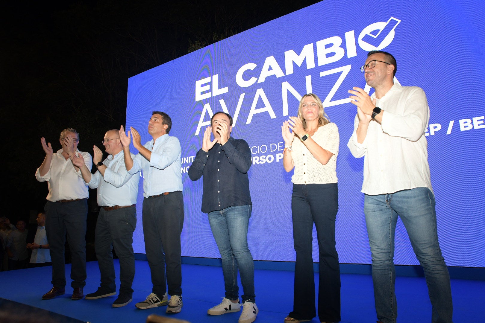 El PPCV cuelga el cartel de &#039;no hay billetes&#039; en el inicio de curso