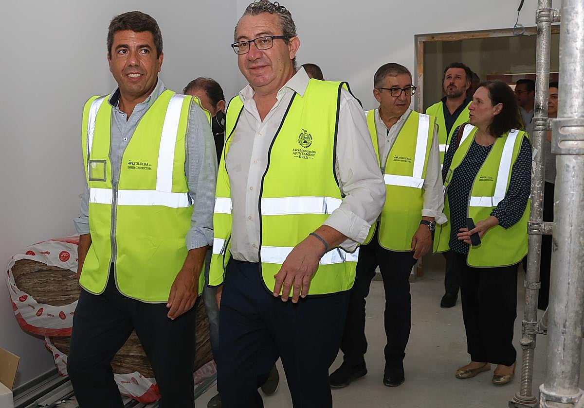 El jefe del Consell, Carlos Mazón, y el presidente de la Diputación, Toni Pérez, ete viernes.