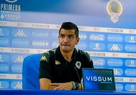 Rubén Torrecilla, en la sala de prensa del Rico Pérez.