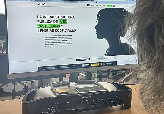 Alia, la primera IA pública en castellano y valenciano.