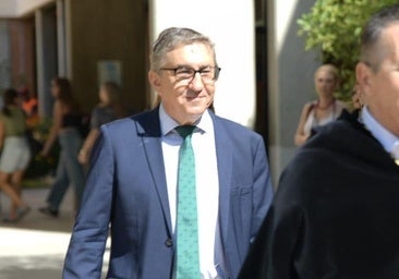 Rovira califica de «barbaridad» la ausencia de Morant en la UA: «La presunción de inocencia solo funciona para miembros del PSOE»