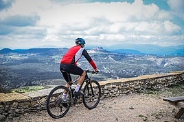Pedaleando entre historia y naturaleza en el Alt Maestrat