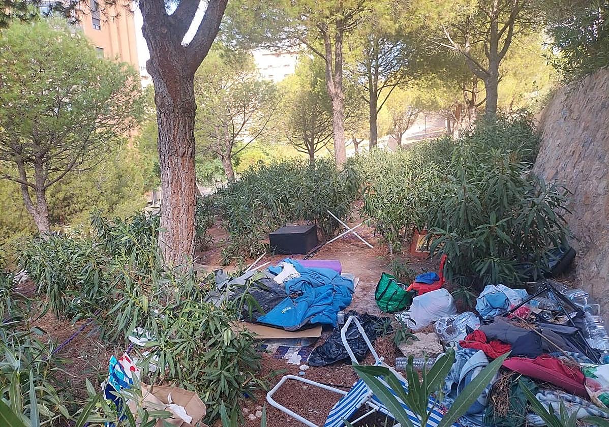 Asentamientos ilegales levantados por la Policía Local.