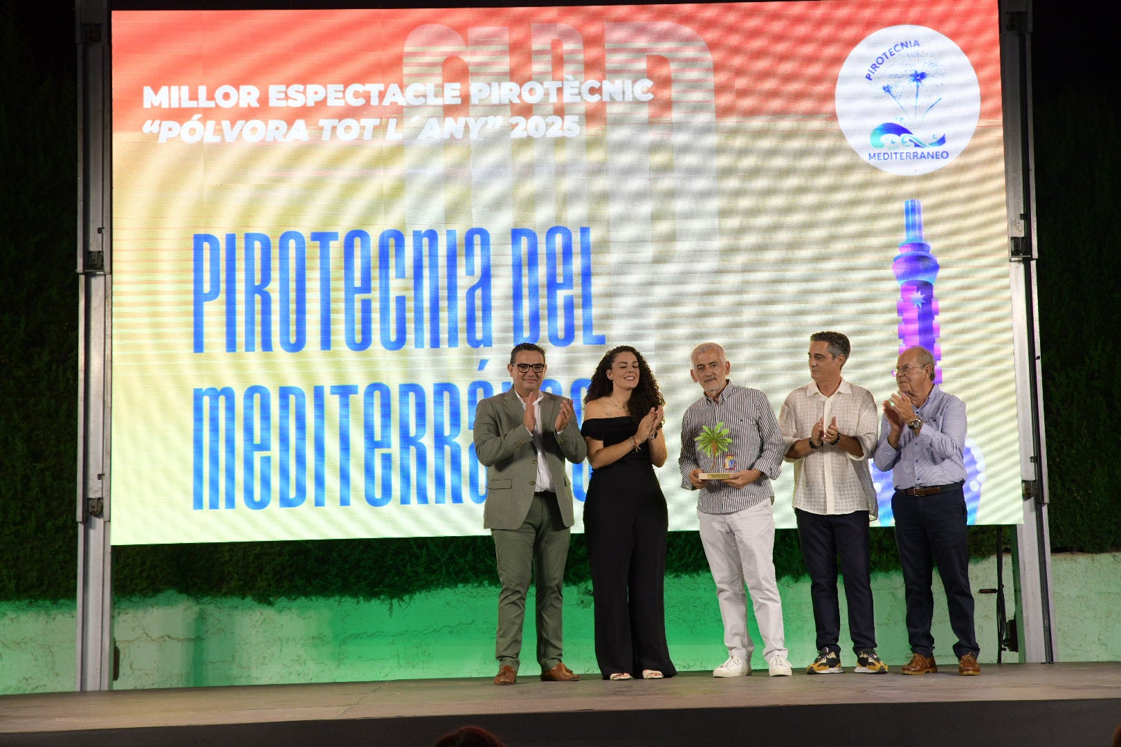 La segunda Gala de la pirotecnia de las Hogueras de Alicante, en imágenes