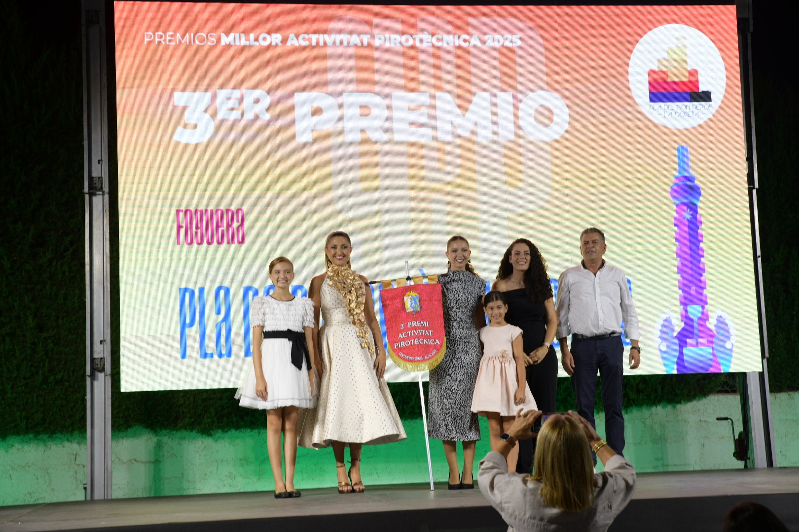 La segunda Gala de la pirotecnia de las Hogueras de Alicante, en imágenes