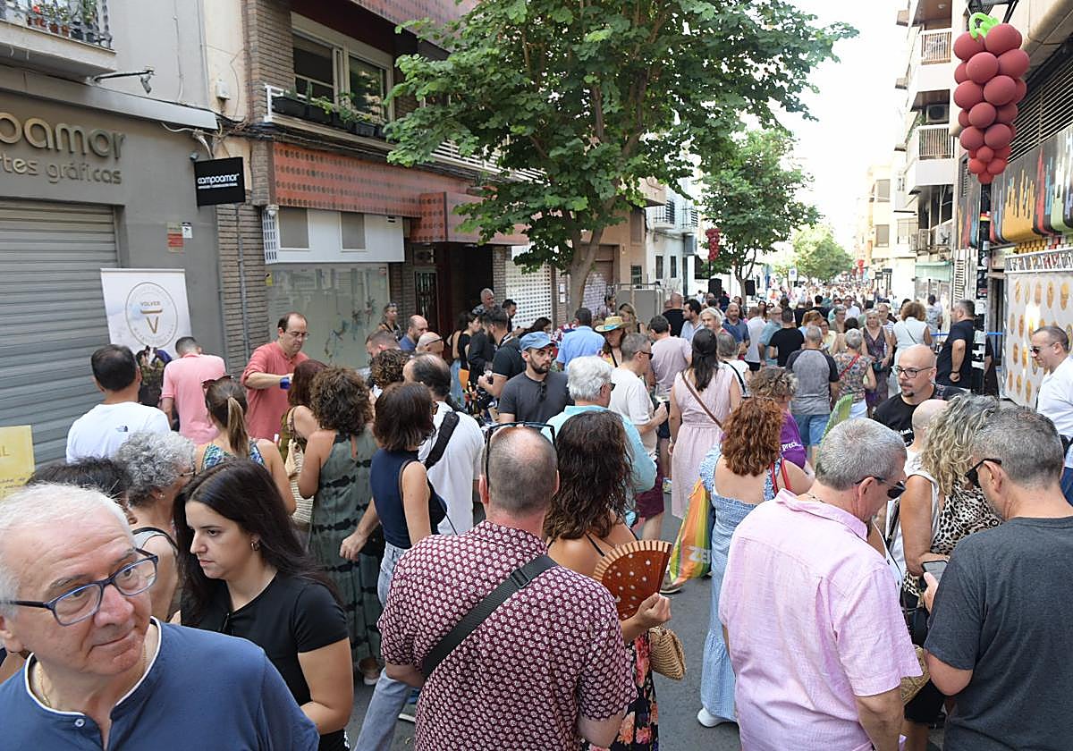 Centenares de asistentes en el evento 'Quintana Vendimia'.