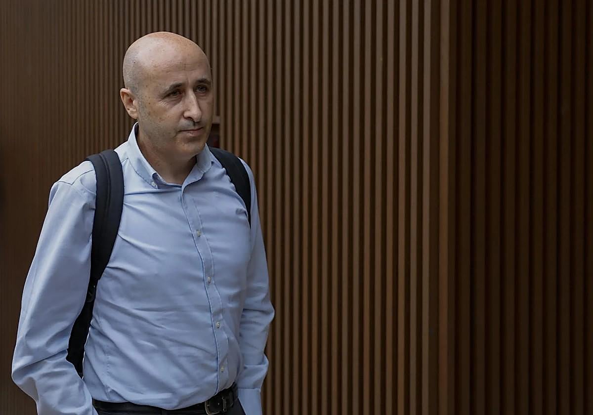 Miguel Polo, a su llegada a los juzgados de Catarroja para declarar como testigo ante la jueza que instruye la causa penal sobre la dana.