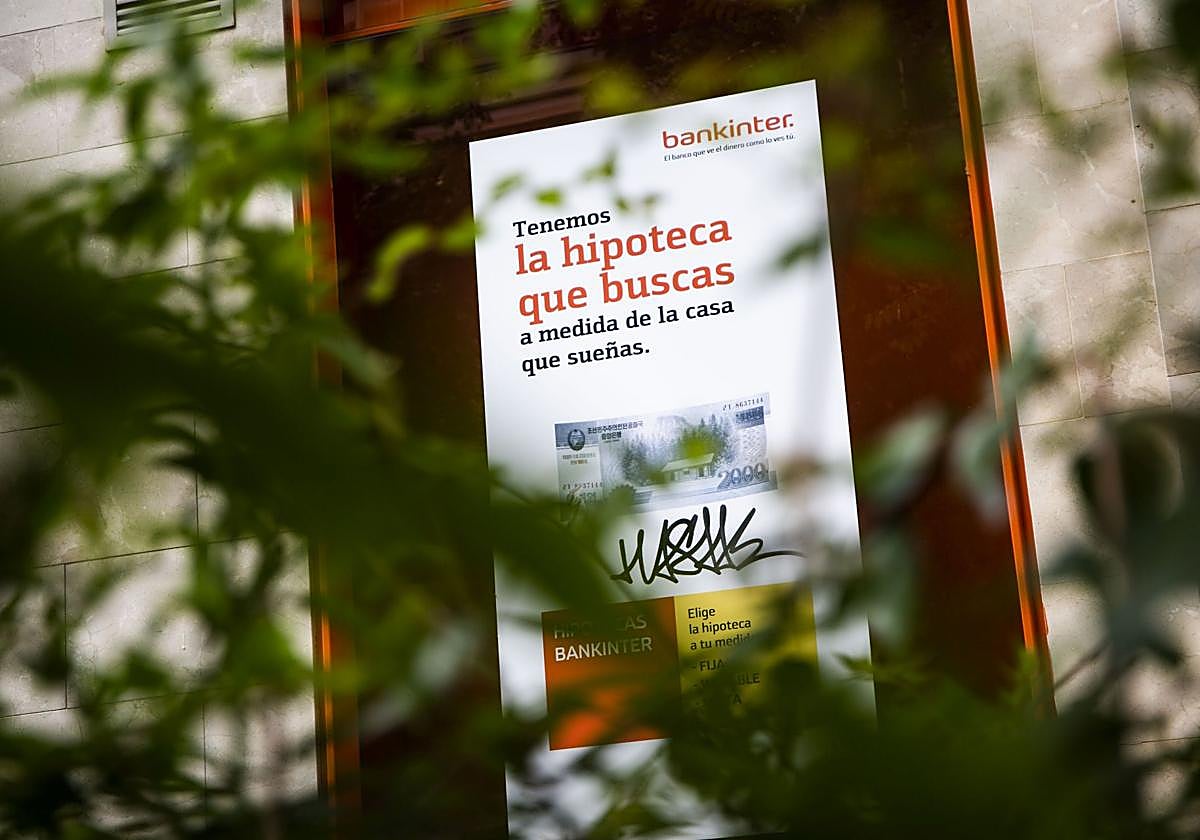 Imagen principal - Las hipotecas se disparan en Alicante: 2.243 firmas y más de 304 millones de euros concedidos en un mes