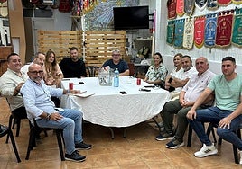 Reunión de presidentes y delegados de las hogueras de Primera categoría.