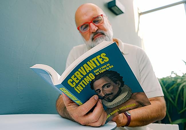 José Manuel Lucía Megías con 'Cervantes íntimo'.