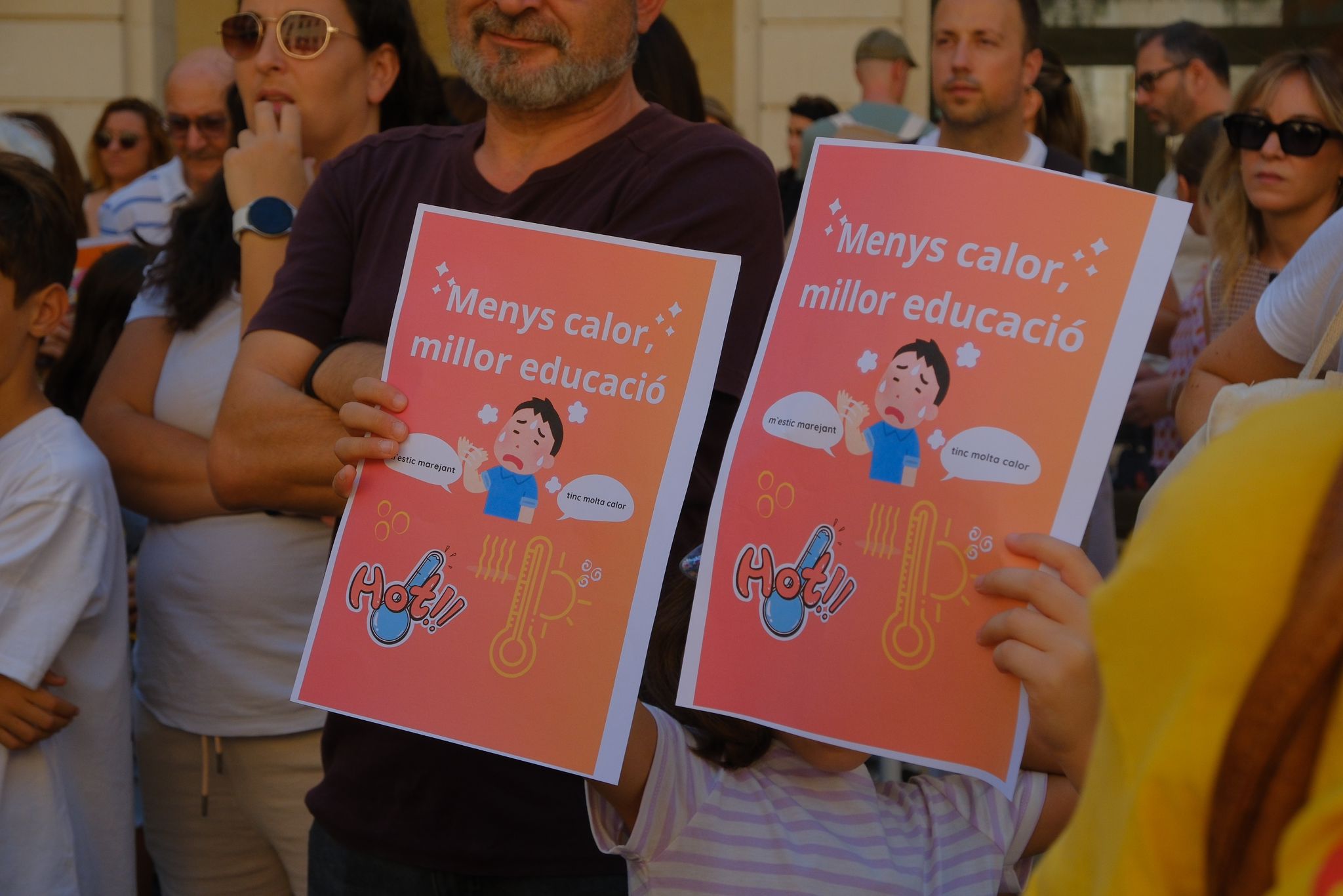 Protestas contra el calor en las aulas de Alicante