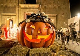 El parque de atracciones, decorado para la ocasión.