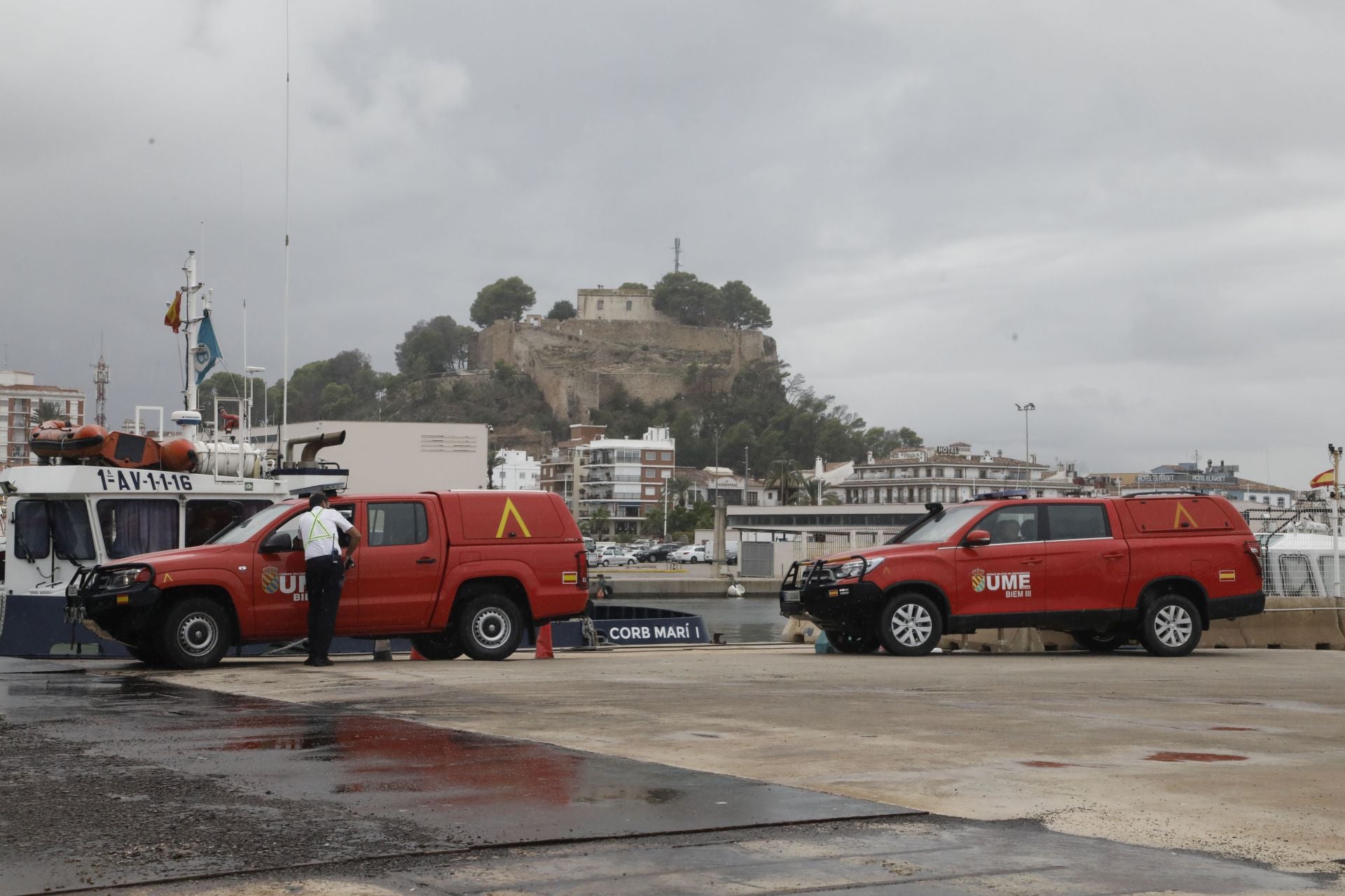 La UME embarca en el norte de Alicante rumbo a Ibiza para afrontar las graves inundaciones