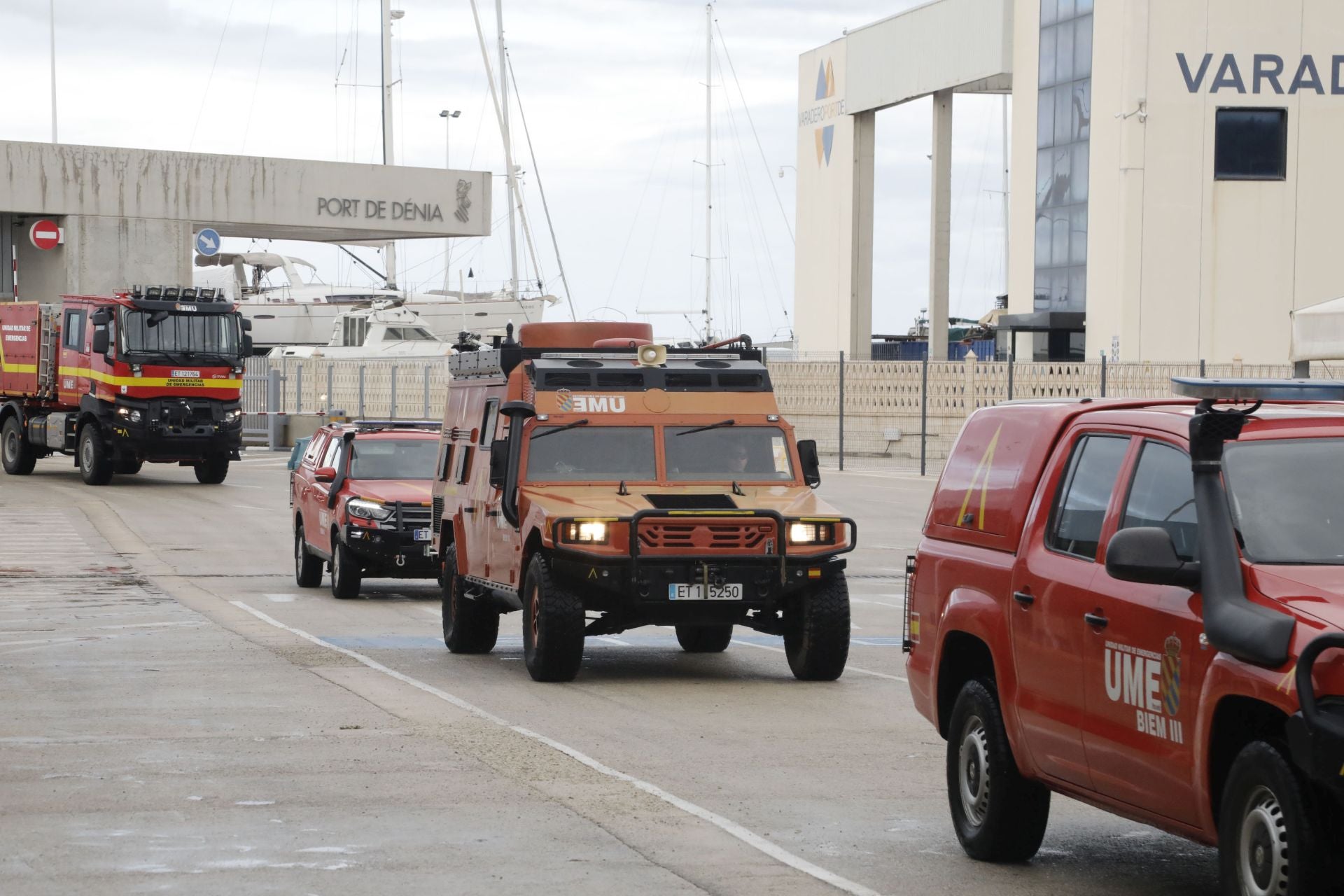 La UME embarca en el norte de Alicante rumbo a Ibiza para afrontar las graves inundaciones