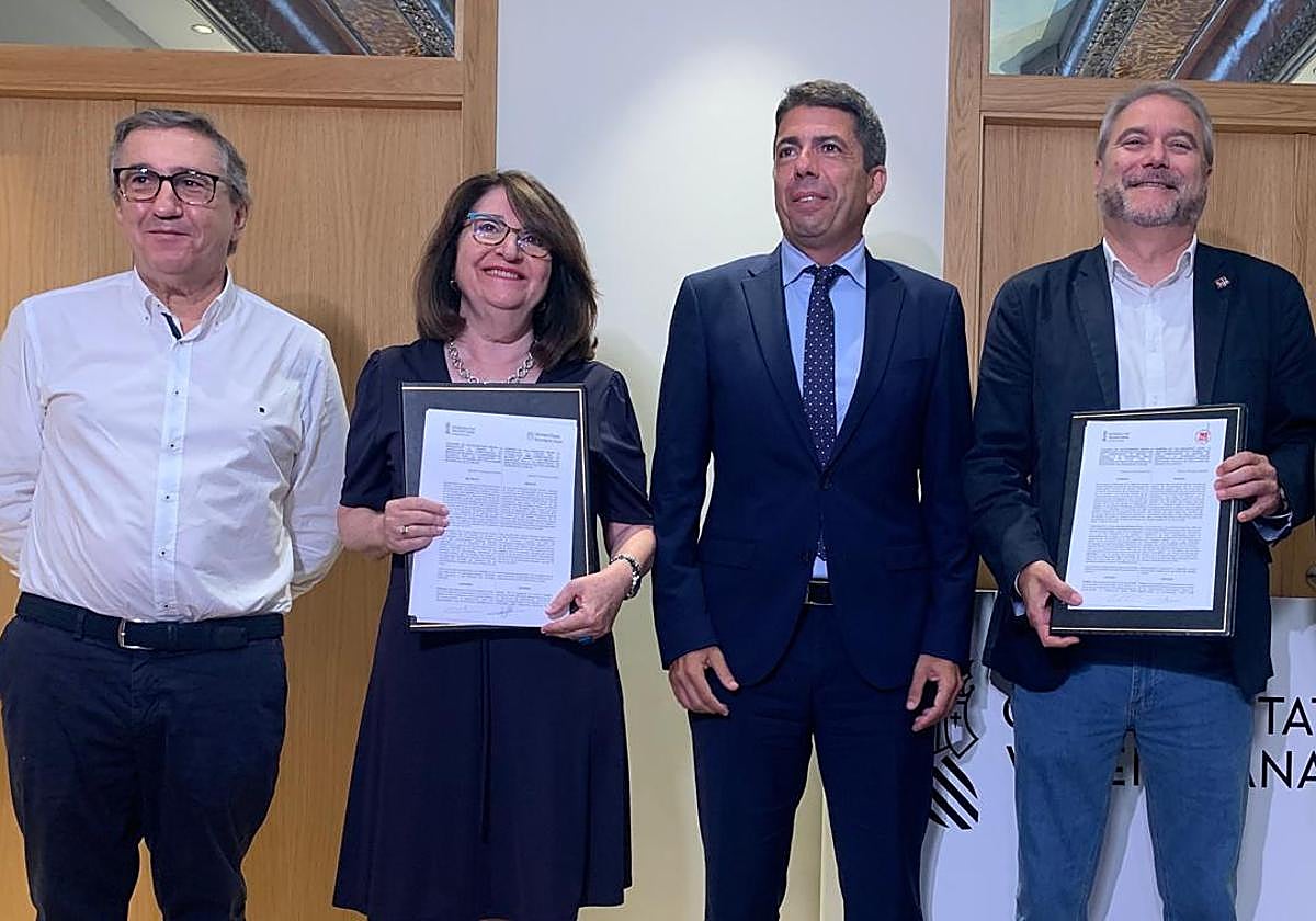 Rovira y Mazón con la rectora de la UA y el rector de la UMH.