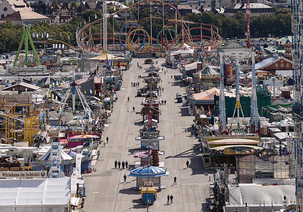 Clausura del Oktoberfest de Múnich por una amenaza de bomba.