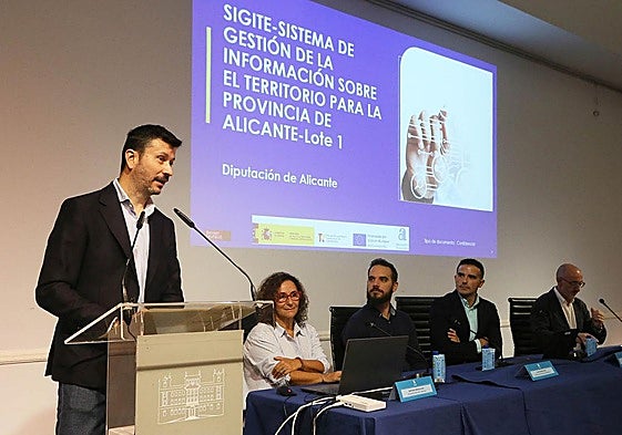 La Diputación de Alicante presenta a los ayuntamientos el proyecto de modernización del Padrón Municipal.